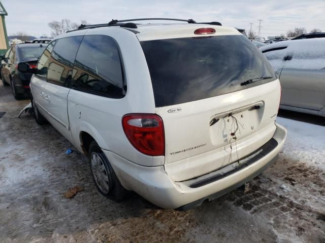 2005 Chrysler Town & Country Touring