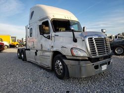 Freightliner salvage cars for sale: 2018 Freightliner Cascadia 125