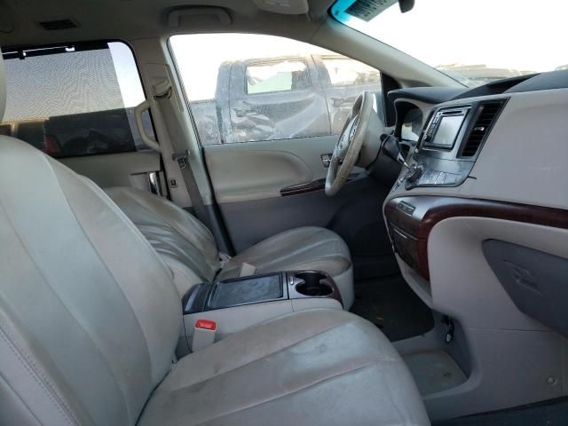 2014 Toyota Sienna XLE