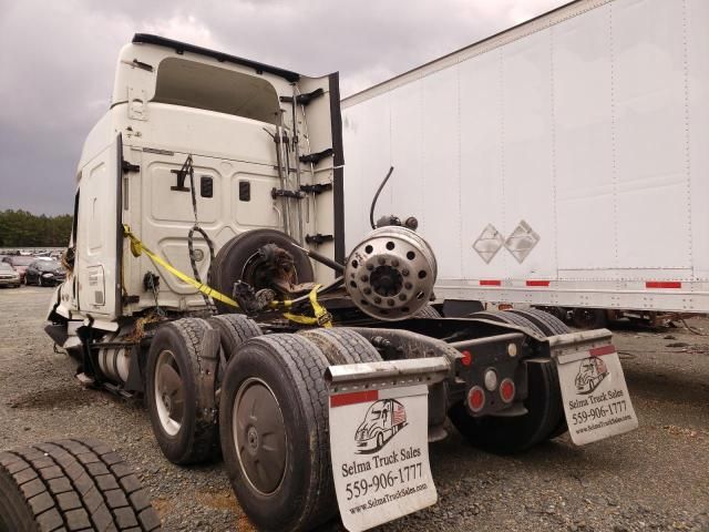 2017 Freightliner Cascadia 113