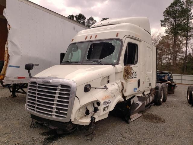 2017 Freightliner Cascadia 113