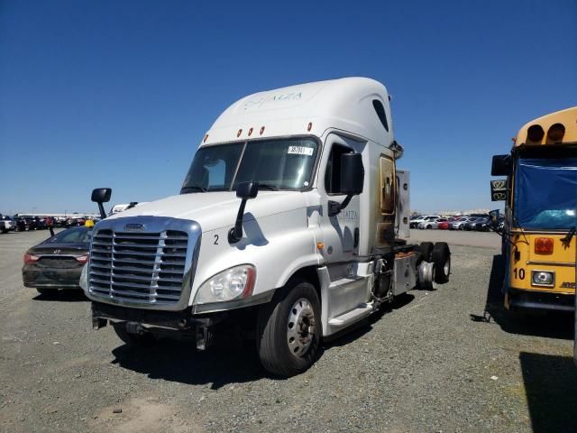 2016 Freightliner Cascadia 125