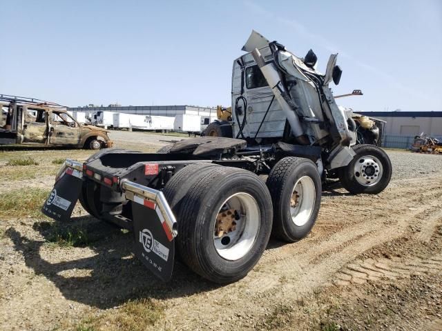 2016 Volvo VN VNL