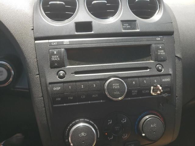 2010 Nissan Altima Base