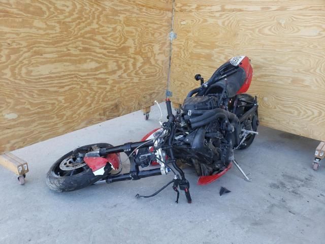 2011 Triumph 2011 Triumph Motorcycle Speed Triple SE