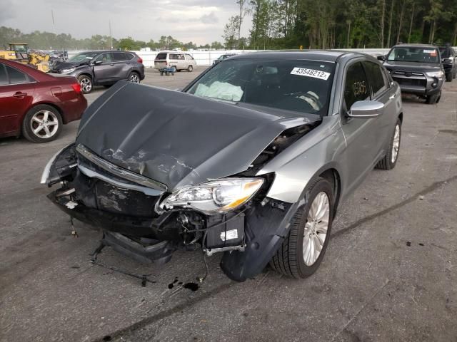 2013 Chrysler 200 Limited