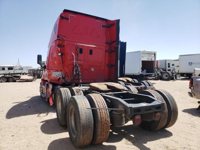 2016 Freightliner Cascadia 125