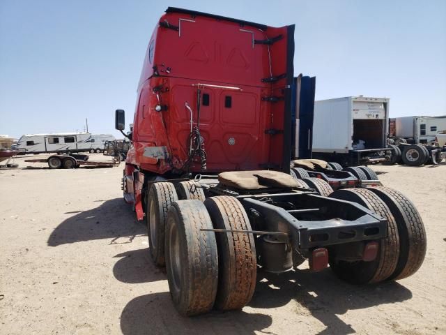 2016 Freightliner Cascadia 125