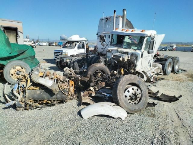 2011 Peterbilt 386