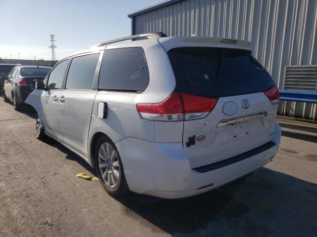 2014 Toyota Sienna XLE