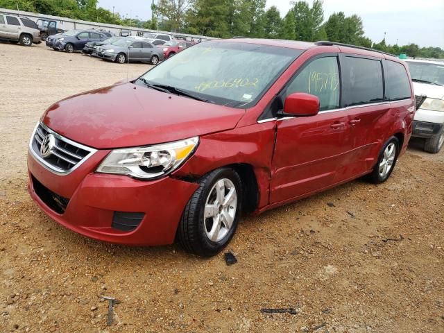 2009 Volkswagen Routan SE