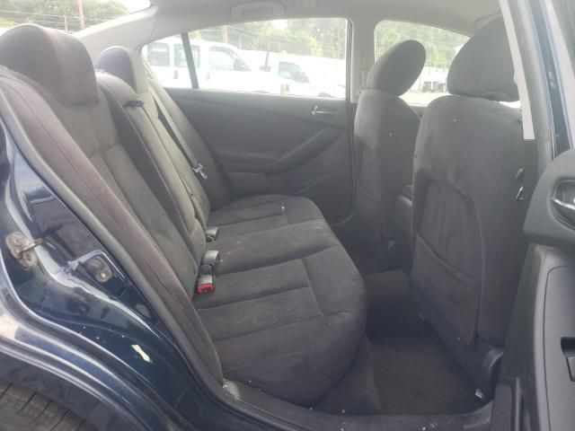 2010 Nissan Altima Base