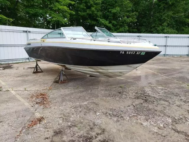 1988 Four Winds Boat