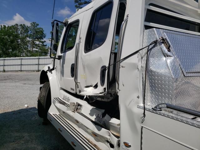 2007 Freightliner Sport Chassis 106