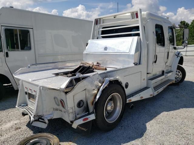 2007 Freightliner Sport Chassis 106