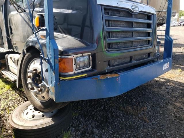 2001 Sterling Truck LT 9500