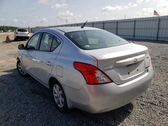 2012 Nissan Versa S