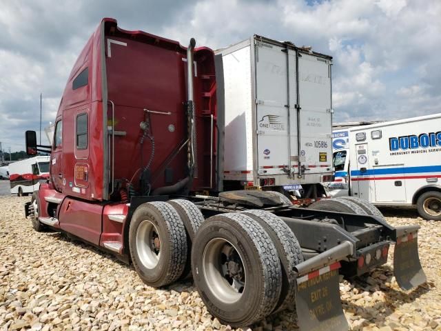 2016 Kenworth Construction T680