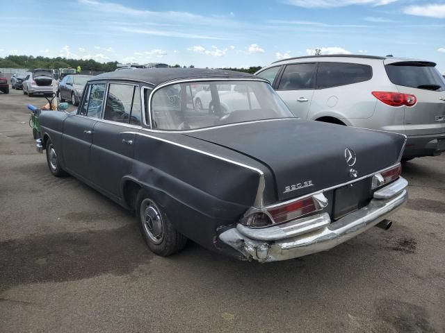 1963 Mercedes-Benz A 220