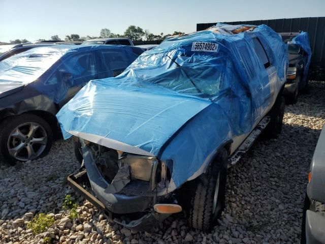 2000 Nissan Xterra XE