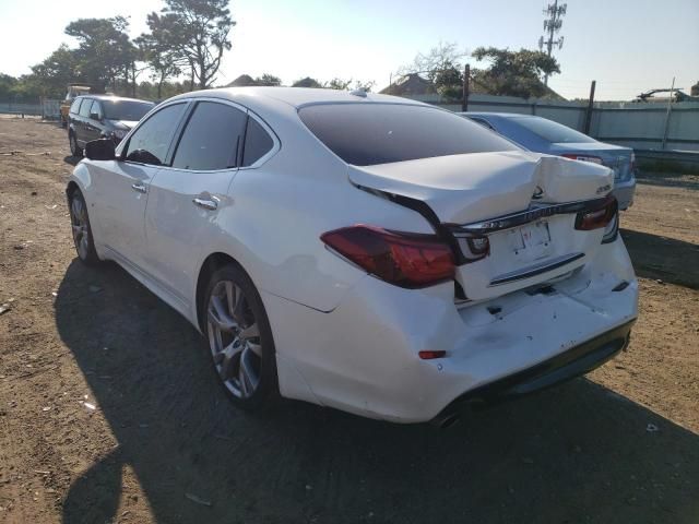 2016 Infiniti Q70 3.7