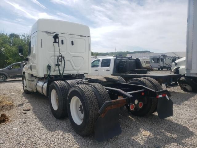 2018 Freightliner Cascadia 125