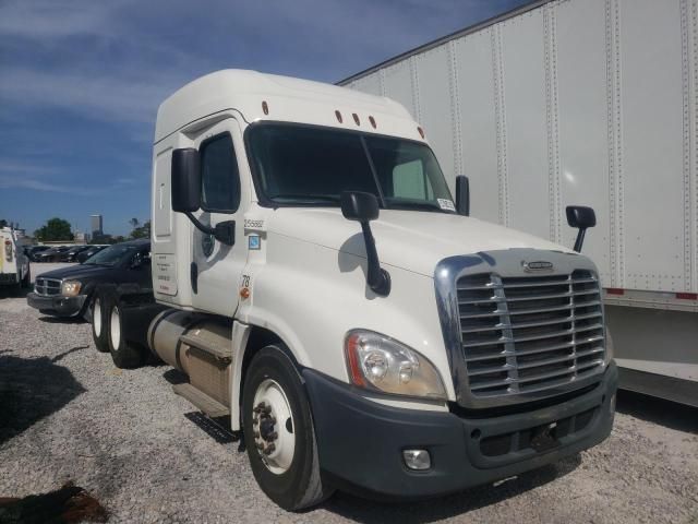 2019 Freightliner Cascadia 125