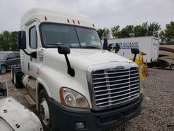 Salvage trucks for sale at Tulsa, OK auction: 2019 Freightliner Cascadia 125