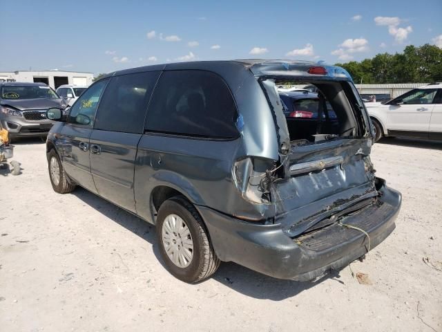 2006 Chrysler Town & Country LX