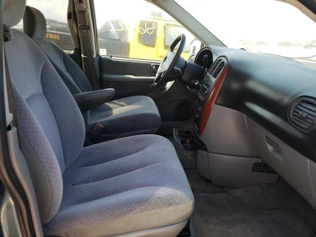 2006 Chrysler Town & Country LX