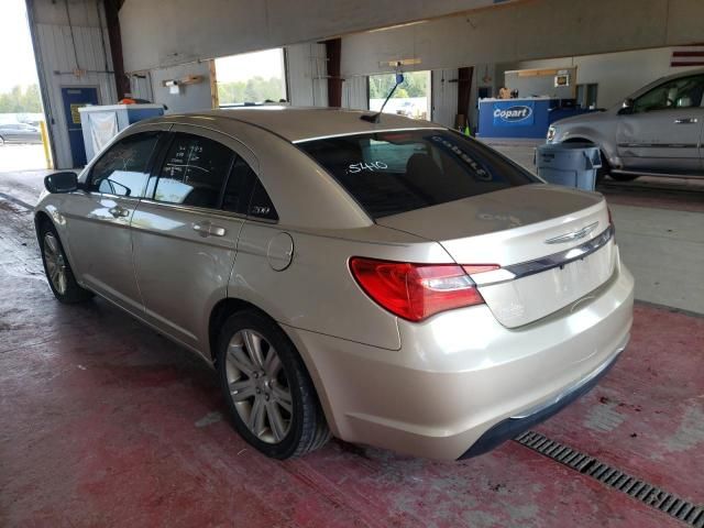 2013 Chrysler 200 LX