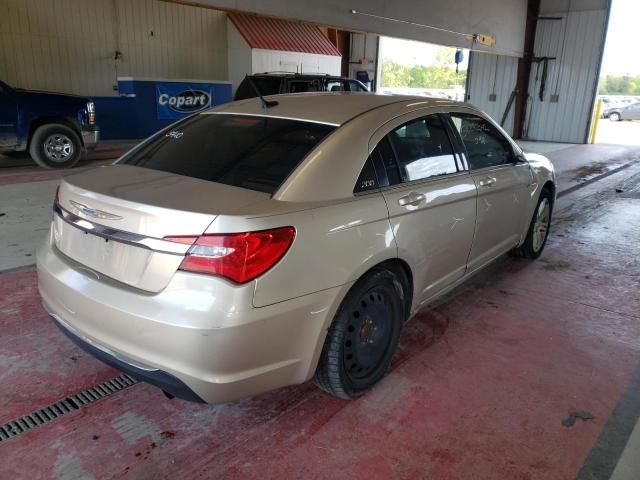 2013 Chrysler 200 LX