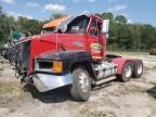 2001 Mack 600 CH600