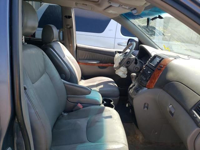 2008 Toyota Sienna XLE