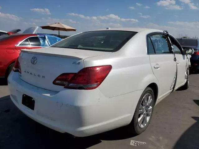 2009 Toyota Avalon XL