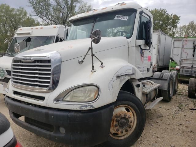 2005 Freightliner Conventional Columbia