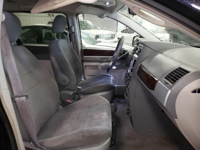 2010 Chrysler Town & Country Touring