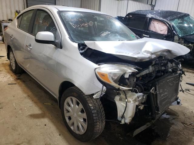 2012 Nissan Versa S