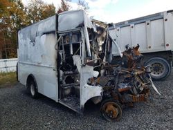 Vehiculos salvage en venta de Copart Fredericksburg, VA: 2021 Ford Econoline E350 Super Duty Stripped Chassis