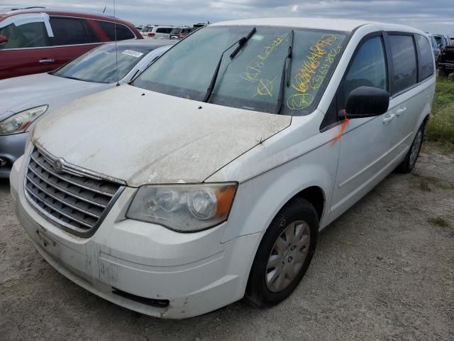 2010 Chrysler Town & Country LX