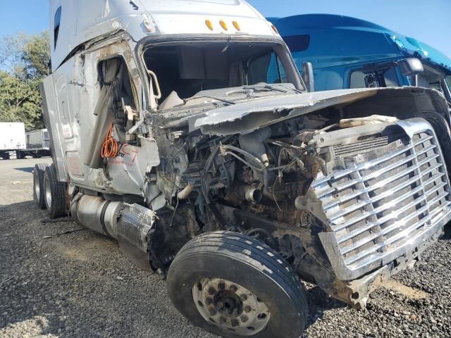 2012 Freightliner Cascadia 125