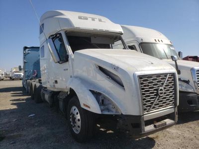 Salvage cars for sale from Copart Sacramento, CA: 2021 Volvo VN VNL
