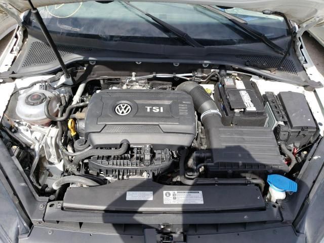 2018 Volkswagen Golf S