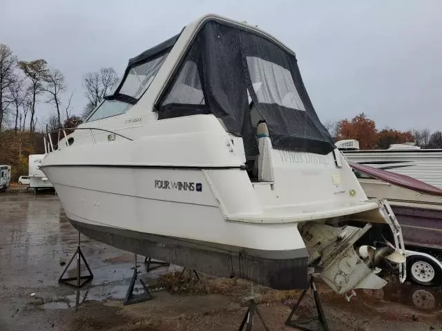 1996 Four Winds Boat