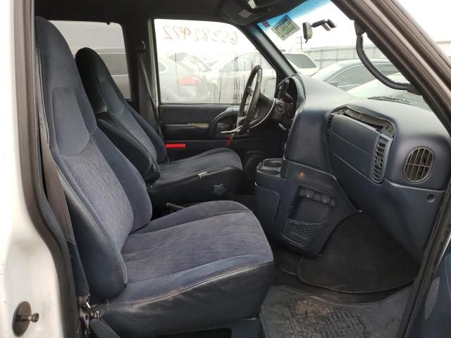 2000 Chevrolet Astro