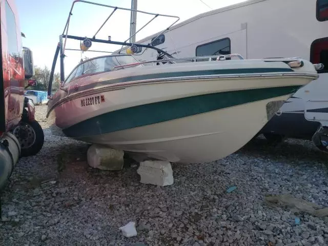 2006 Tahoe Q6 Boat