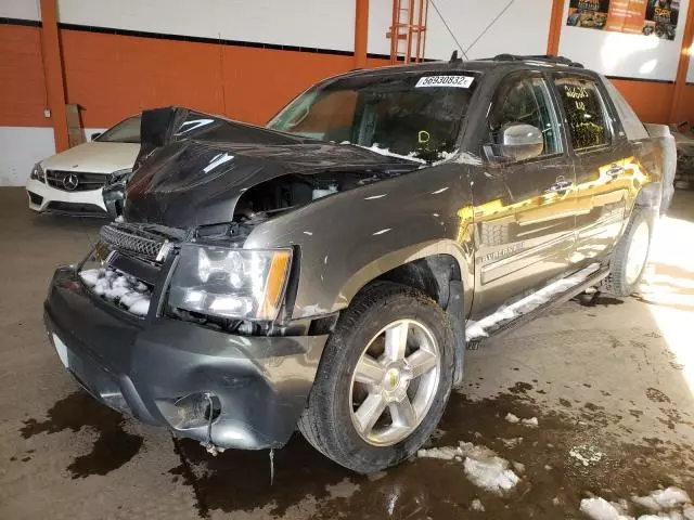 2011 Chevrolet Avalanche LTZ