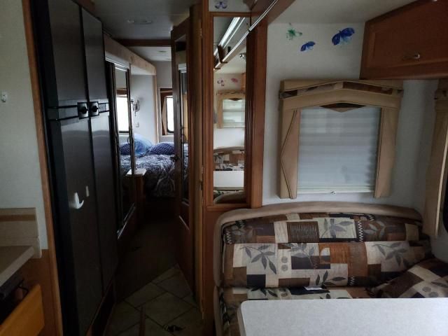 2007 Workhorse Custom Chassis Motorhome Chassis W22