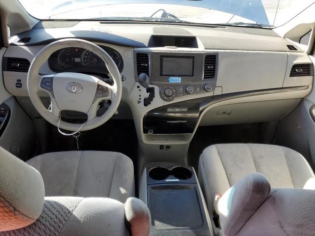 2011 Toyota Sienna LE