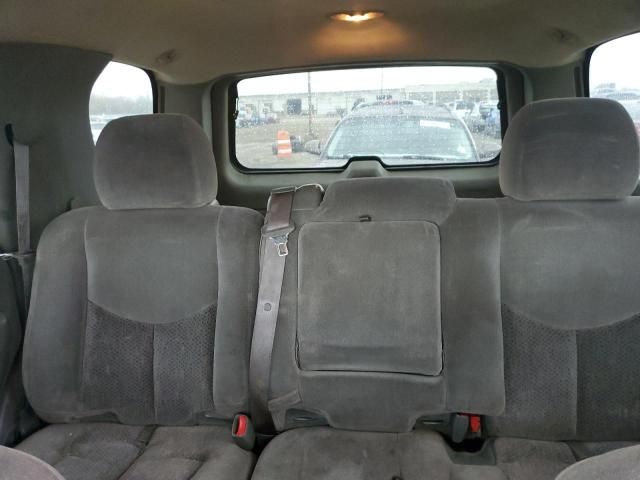 2004 Chevrolet Tahoe C1500